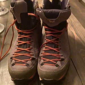 Salewa MTN trainer 2 boots.